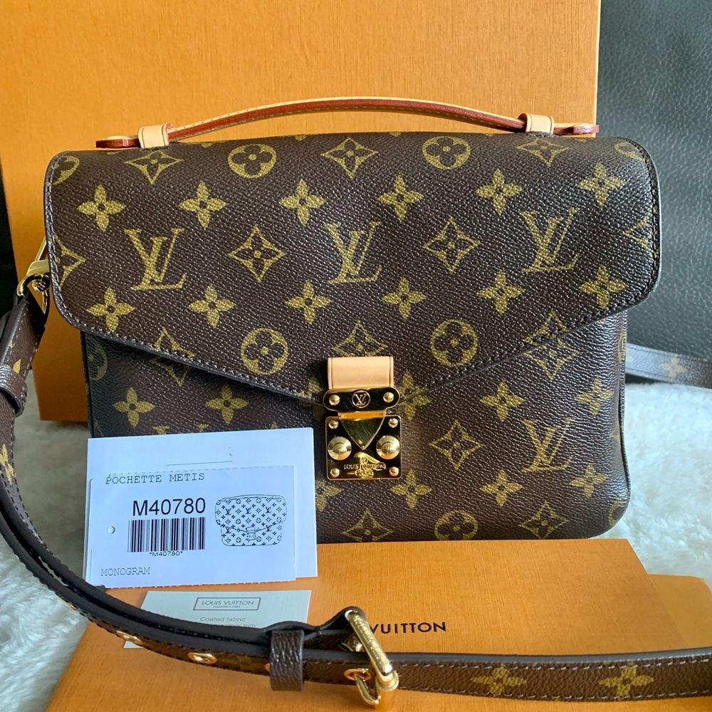 ‼️sold‼️Louis Vuitton Pochette Metis - Picture 5 of 16